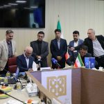 گزارش تصویری؛ انعقاد دو تفاهم‌نامه همکاری بین گروه دارویی گلرنگ و دانشگاه علوم پزشکی تهران