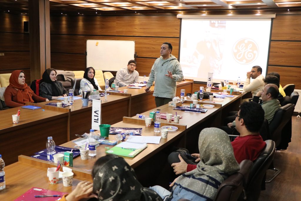 برگزاری کارگاه دو روزه «۵ دشمن کاری»