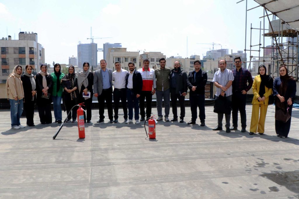 گزارش تصویری؛ برگزاری دوره آموزشی «از پیشگیری تا نجات» در گروه دارویی گلرنگ