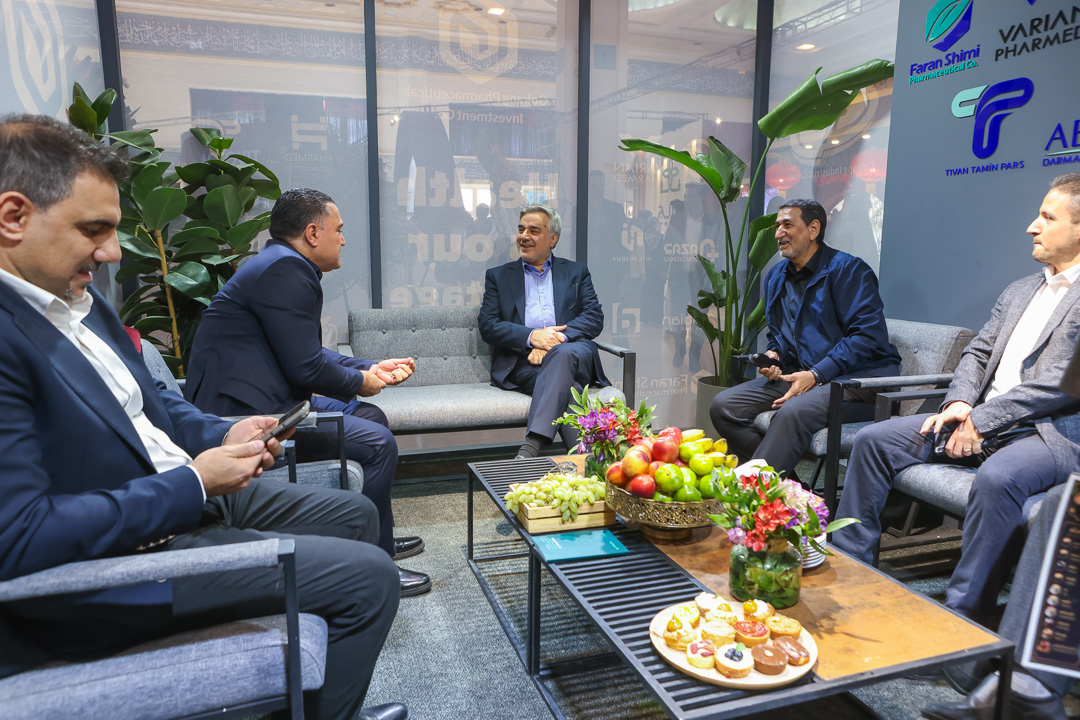 بازدید دکتر سزاوار