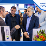 بازدید دکتر سزاوار از پاویون گروه سرمایه‌گذاری دارویی گلرنگ در یازدهمین ایران‌فارما